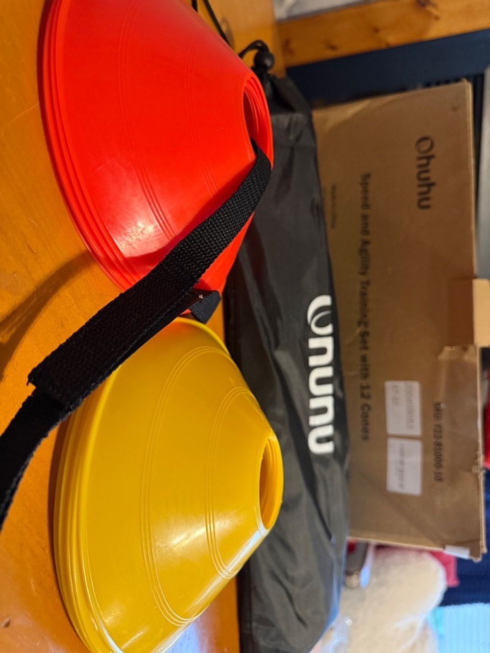 Ununu Training Marker Cones - Red & Yellow Set